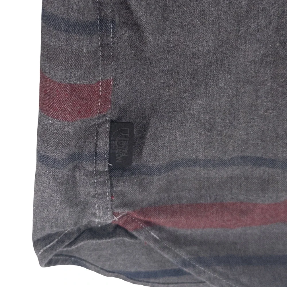 The North Face‎ Mens XXL Approach Flannel Shirt Grey Burgundy Striped Gorpcore